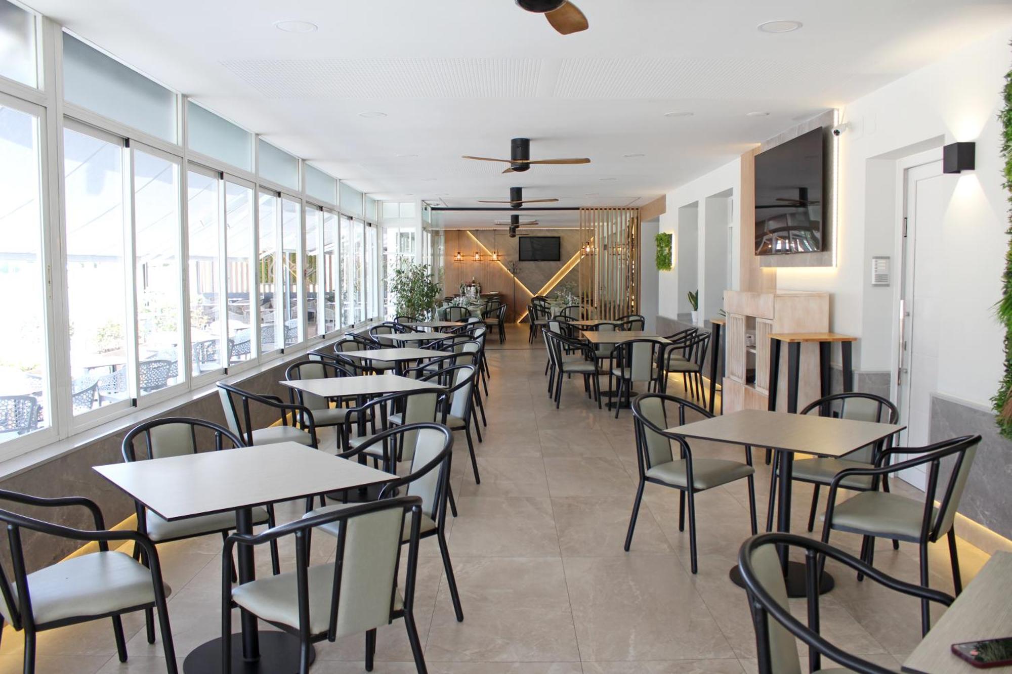Hostal Restaurante El Cary Montemayor Luaran gambar